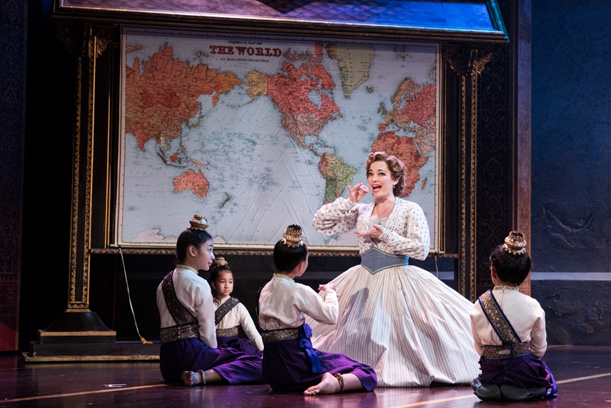 King_Laura Michelle Kelly as Anna and the Royal Children of Rodgers & Hammerstein’s The King and I. Photo by Matthew Murphy