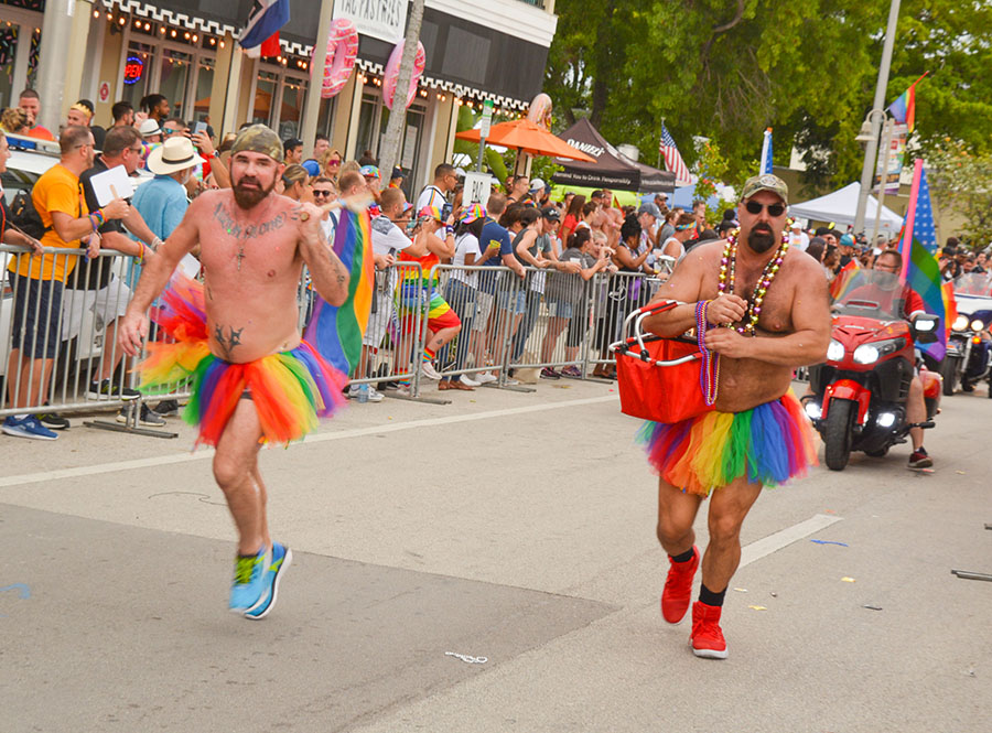 Fort lauderdale gay pride parade propdase