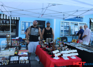 April’s Art Walk Wilton Manors – PHOTOS
