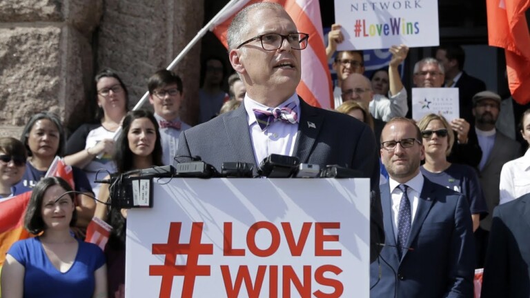 Here’s What You Need To Know About Supreme Court Re-Visit To Gay Marriage