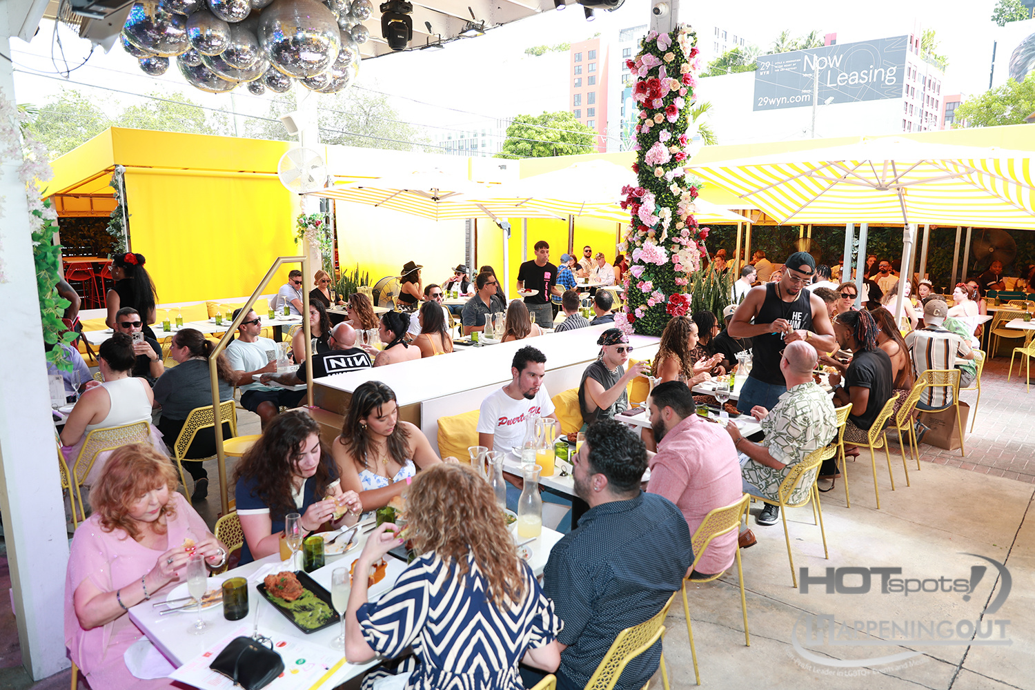 PHOTOS: R House Wynwood ⬤ Sunday Brunch | Hotspots Magazine Hotspots Magazine