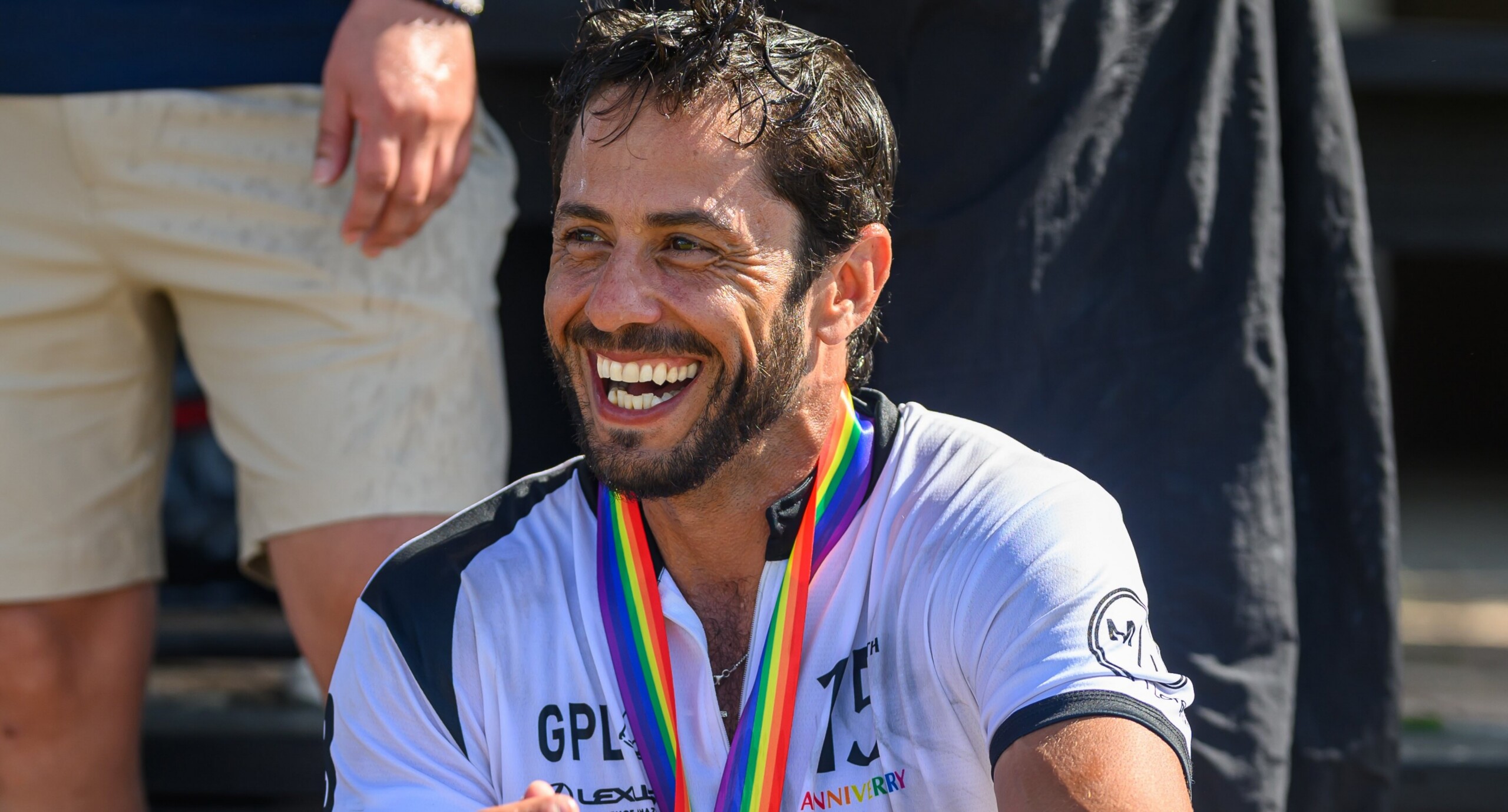 Hotspots Hotties – Gustavo R. Larrosa